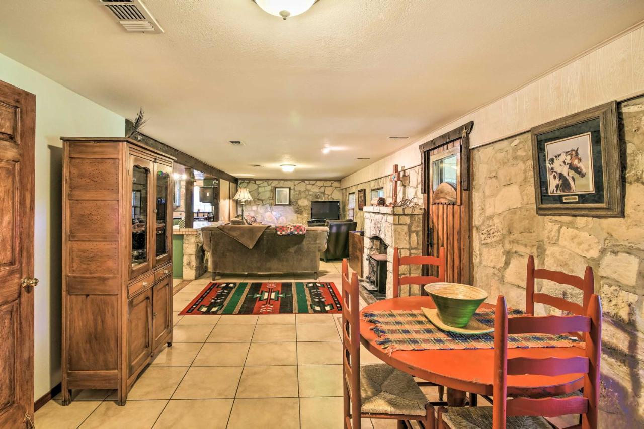 Countryside Cottage 17 Mi To Downtown San Antonio Bagian luar foto